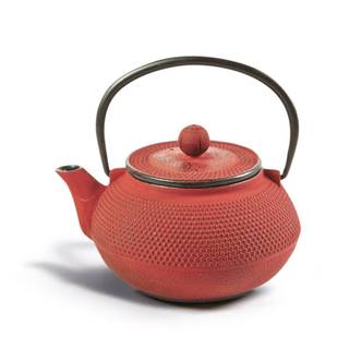 Liatinová čajová kanvica so sitkom 800 ml - červená
